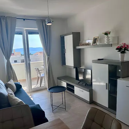 Apartment Josipa Baska Voda